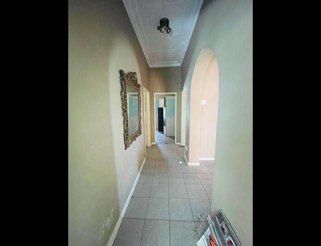 4 BEDROOM HOUSE FOR SALE IN PRIMROSE EAST